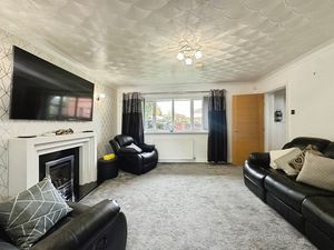 Lounge- click for photo gallery
